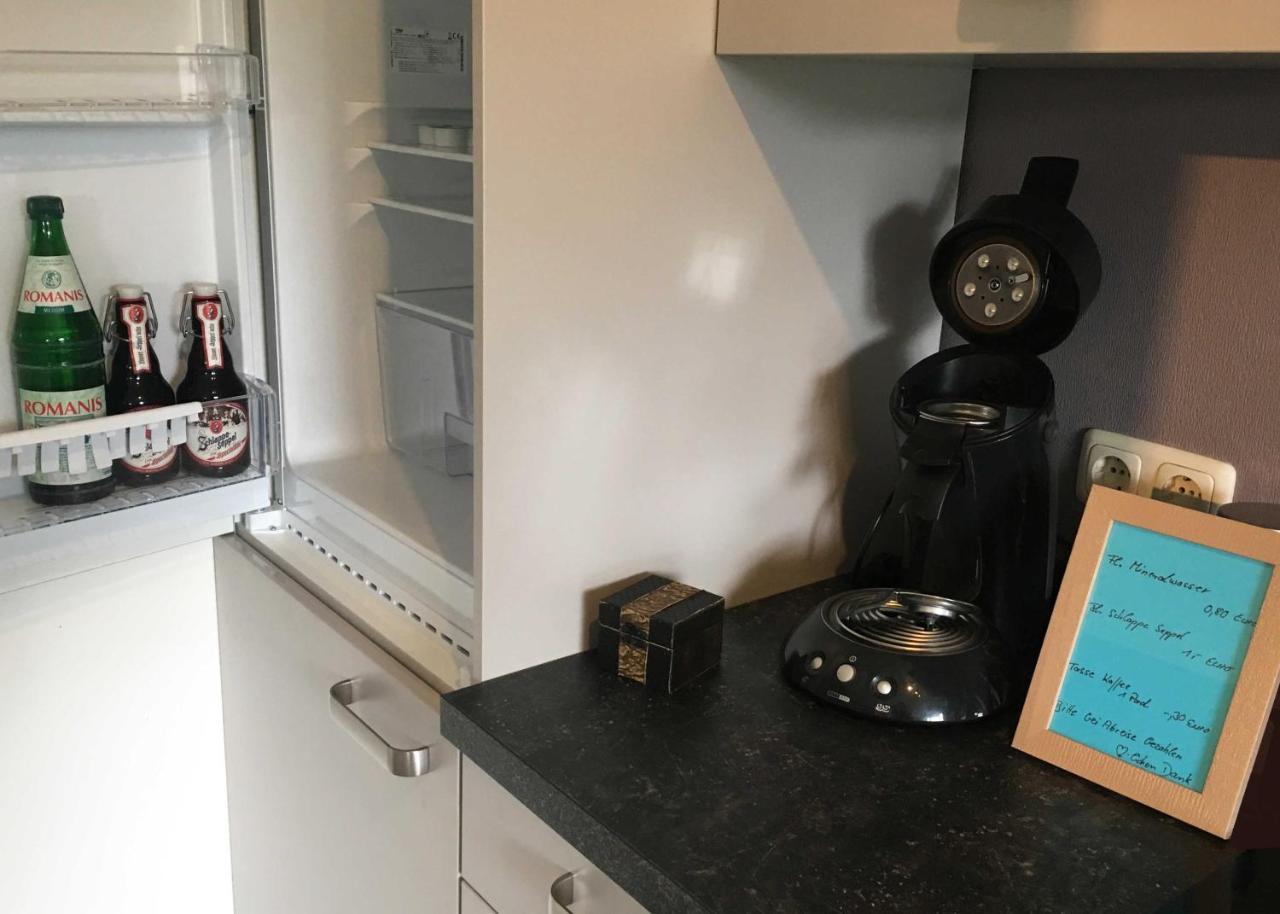 Ferienwohnung Im Paradies Momlingen エクステリア 写真